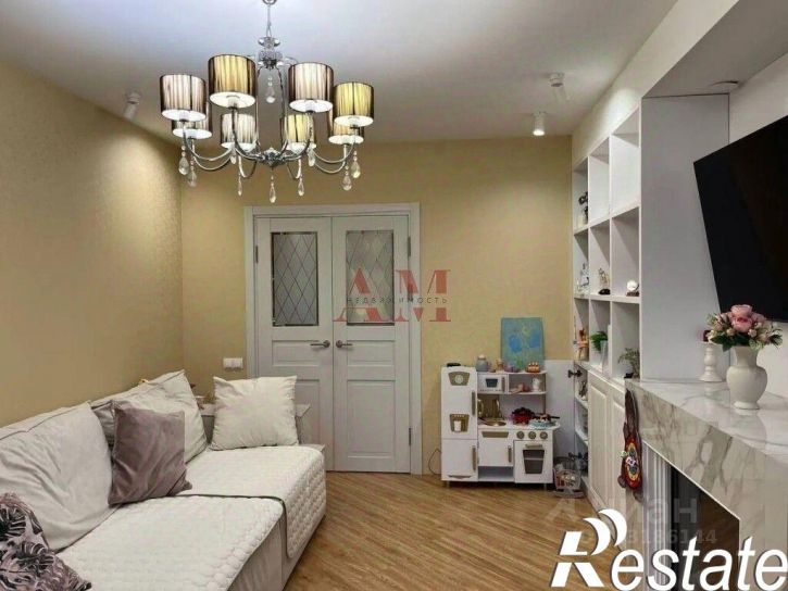 3-комн квартира улица Комиссарова, 3А,  д. 3А