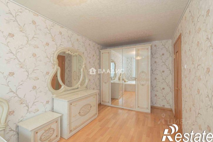 3-комн квартира улица Безыменского, 5А,  д. 5А