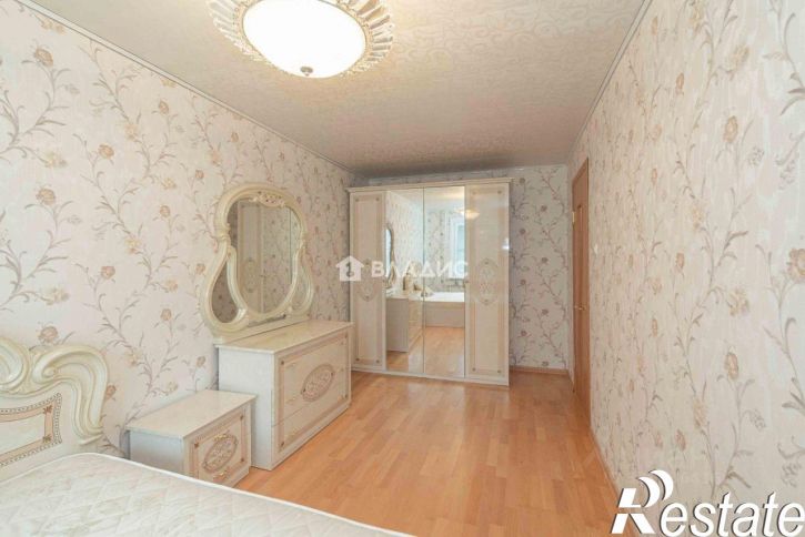 3-комн квартира улица Безыменского, 5А,  д. 5А
