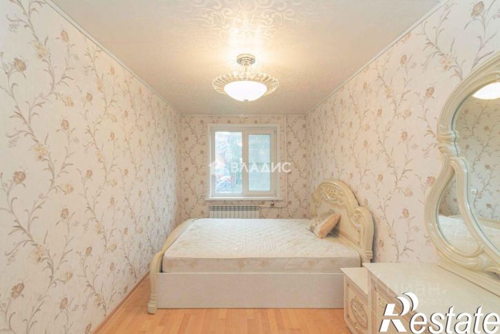 3-комн квартира улица Безыменского, 5А,  д. 5А