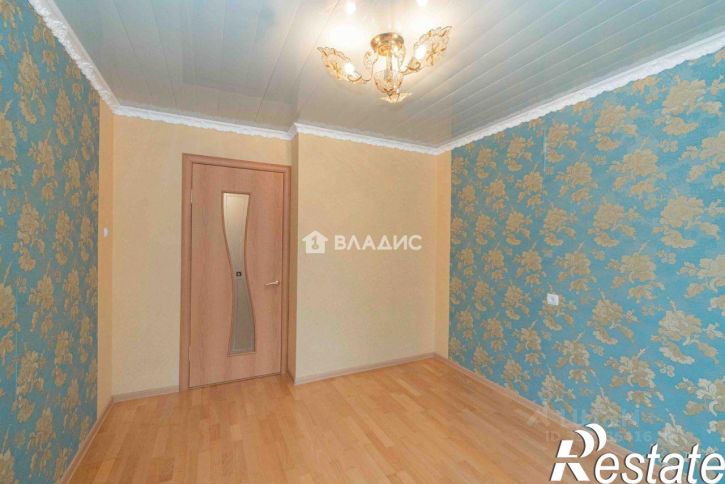 3-комн квартира улица Безыменского, 5А,  д. 5А