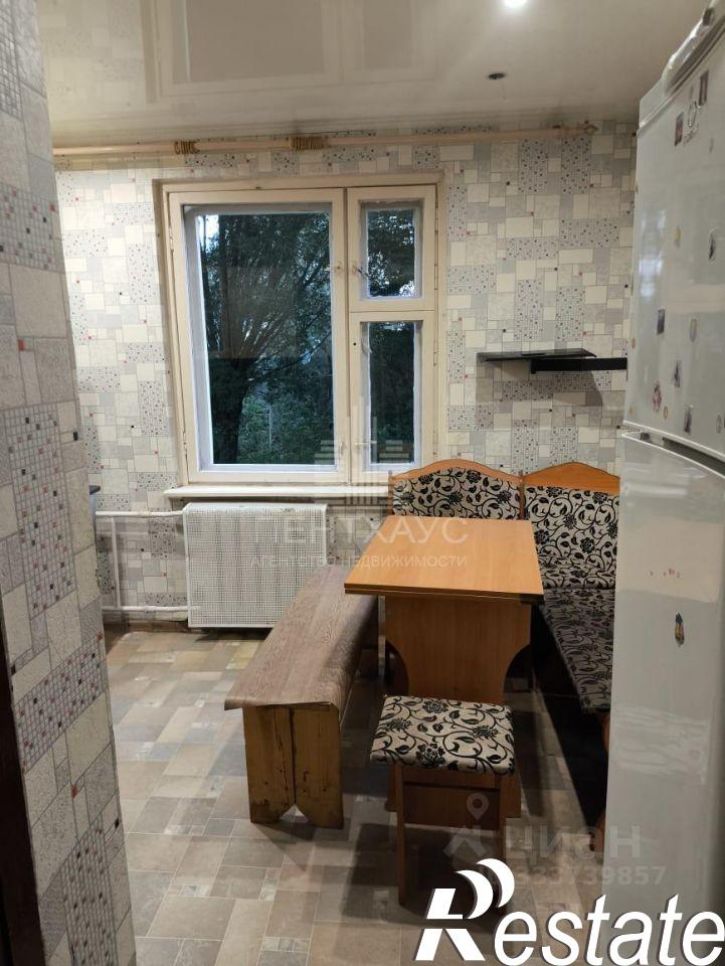 2-комн квартира улица Энергетиков, 2,  д. 2