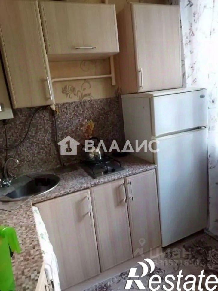 1-комн квартира улица Крайнова, 16,  д. 16