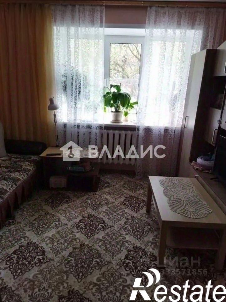 1-комн квартира улица Крайнова, 16,  д. 16