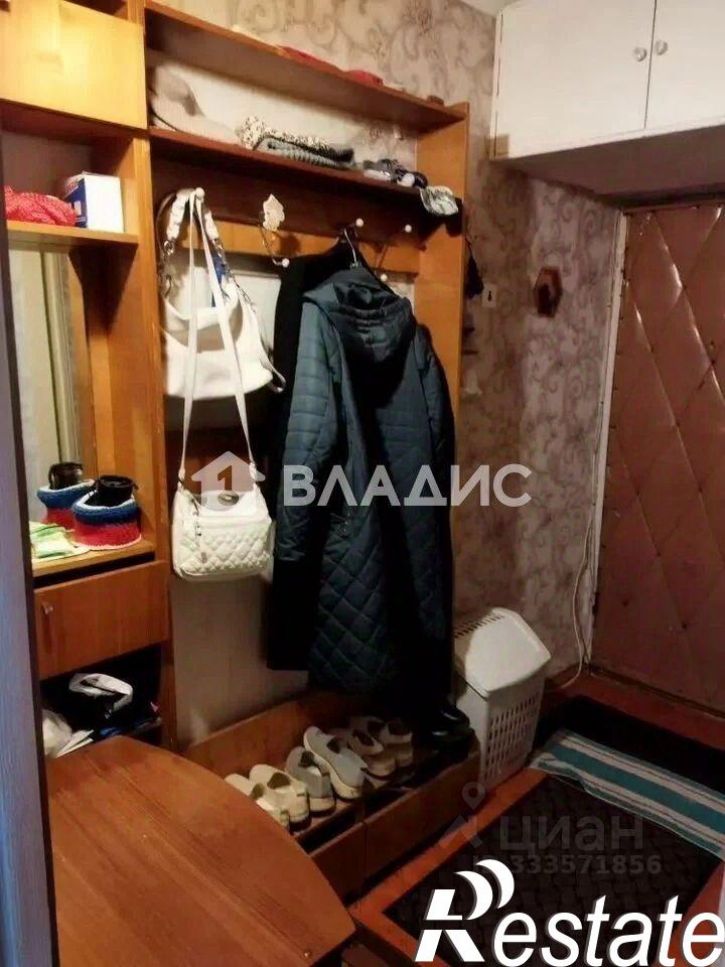 1-комн квартира улица Крайнова, 16,  д. 16