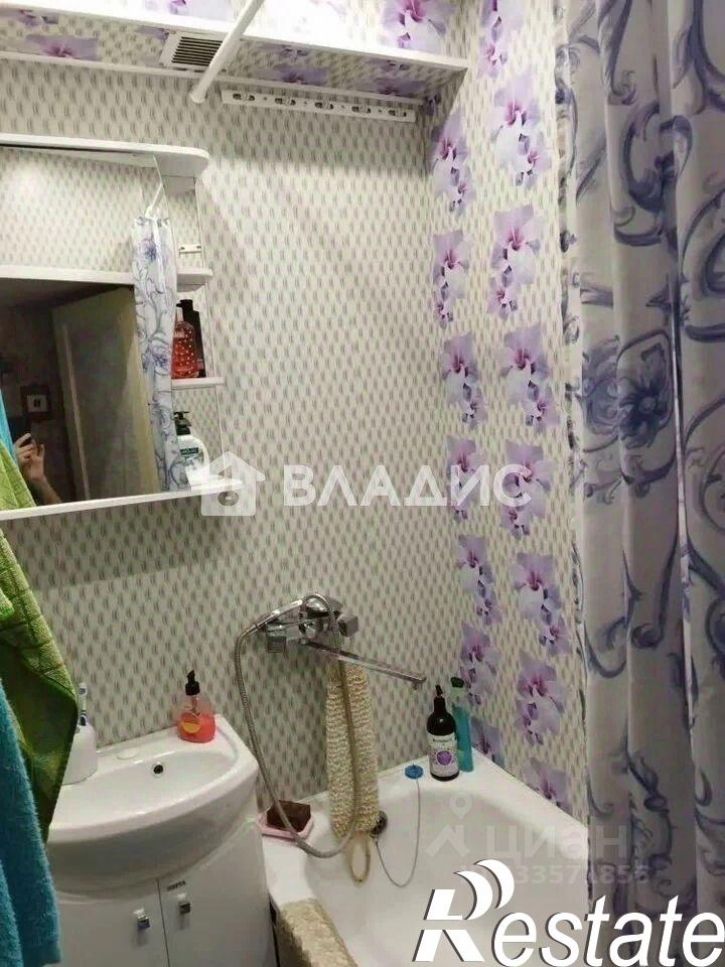 1-комн квартира улица Крайнова, 16,  д. 16
