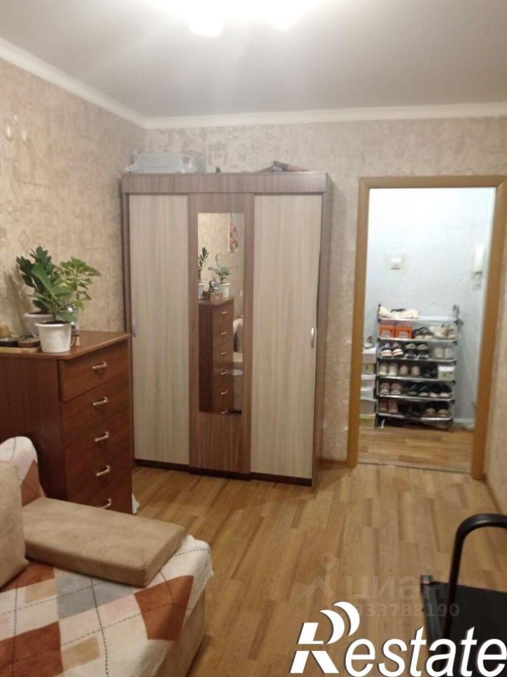 2-комн квартира улица Комиссарова, 61,  д. 61