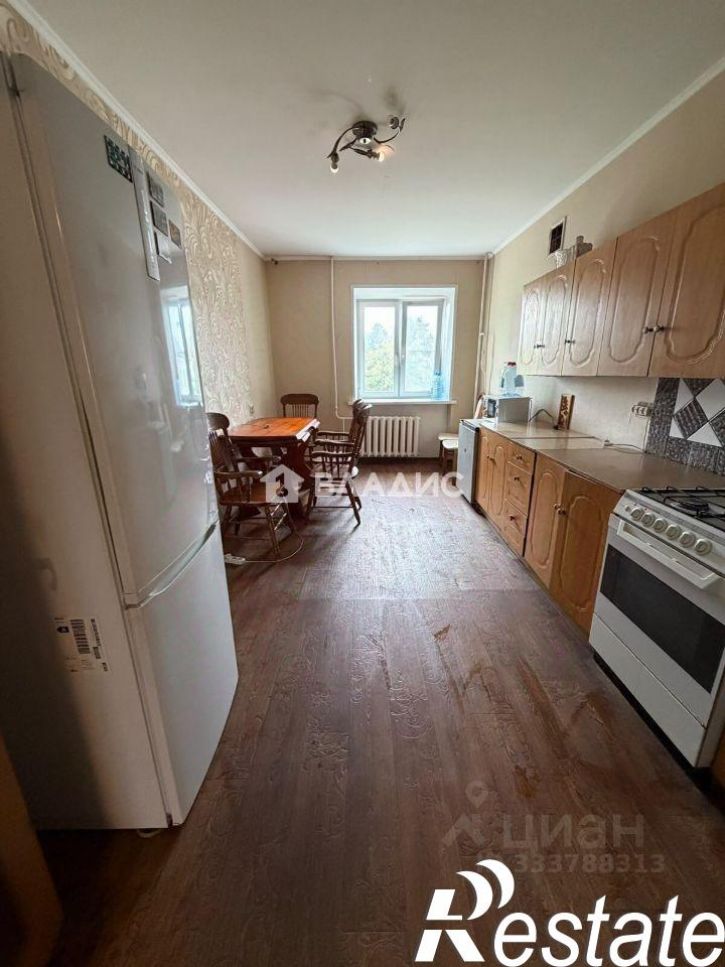 3-комн квартира улица Труда, 14Б,  д. 14Б