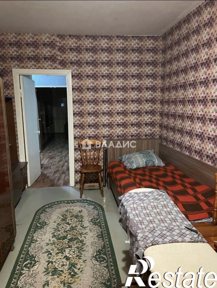 Комната улица Безыменского, 16,  д. 16