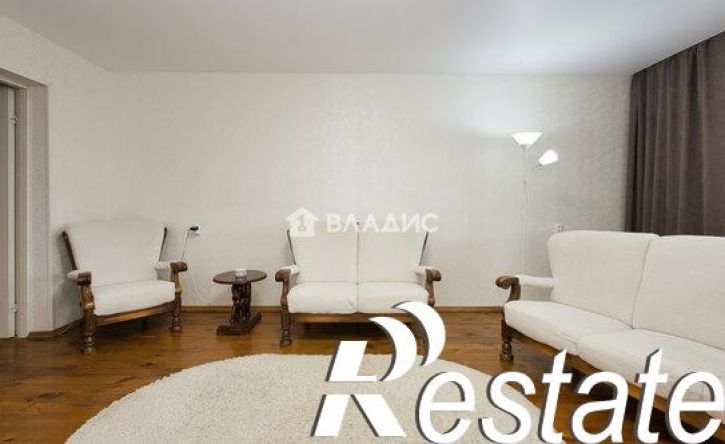4-комн квартира улица Кирова, 22,  д. 22