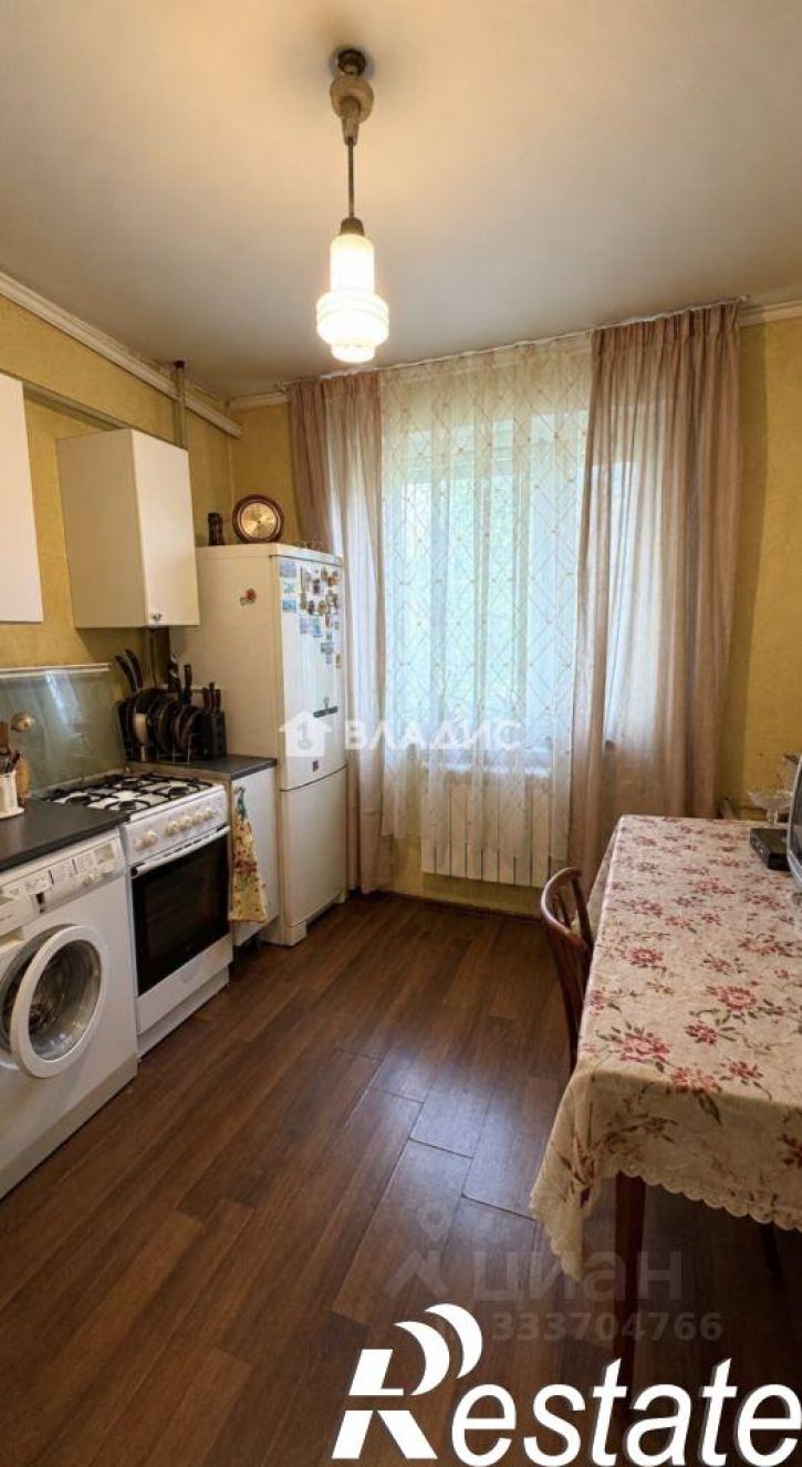 2-комн квартира улица Безыменского, 21,  д. 21