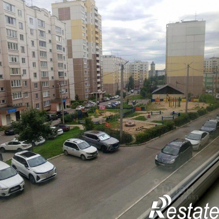 3-комн квартира улица Нижняя Дуброва, 3,  д. 3