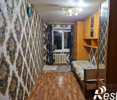 комната 80 кв м улица Асаткина, 32