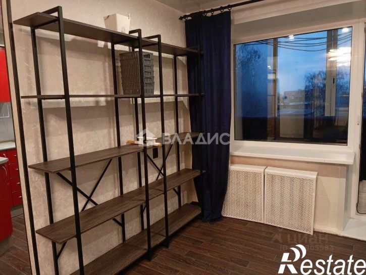 1-комн квартира проспект Строителей (дублёр), 32,  д. 32