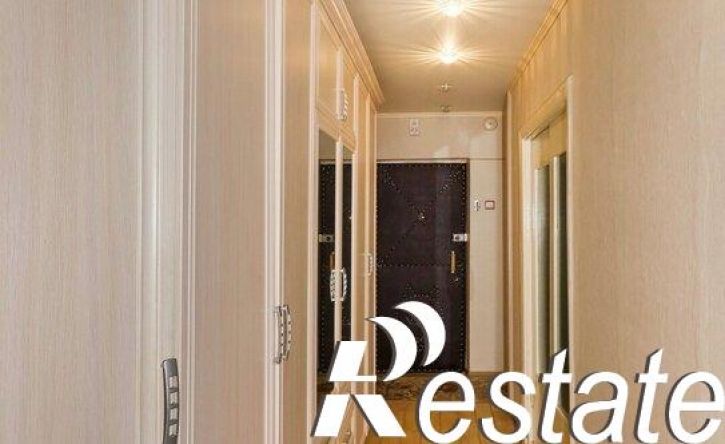 3-комн квартира улица Безыменского, 9В,  д. 9В