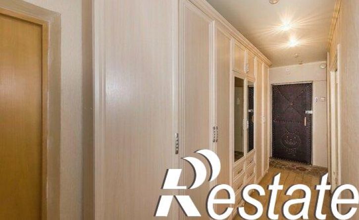 3-комн квартира улица Безыменского, 9В,  д. 9В
