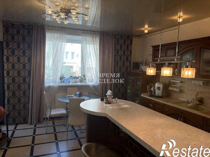 4-комн квартира улица Кирова, 3А,  д. 3А