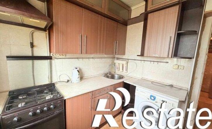 2-комн квартира проспект Строителей (дублёр), 44Б,  д. 44Б