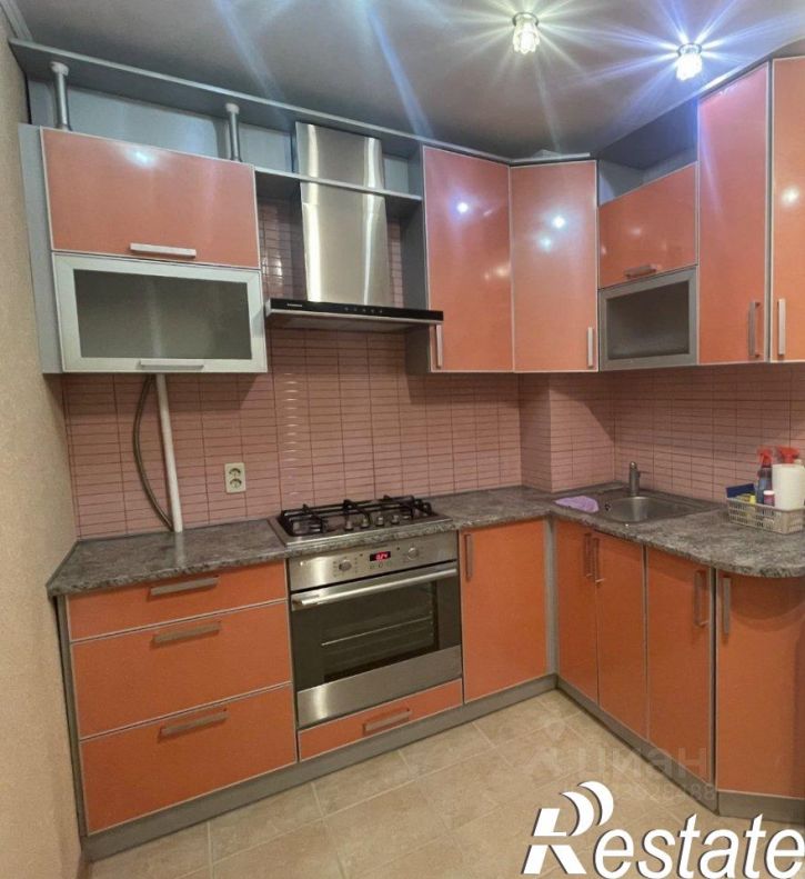 2-комн квартира улица Завадского, 13Б,  д. 13Б