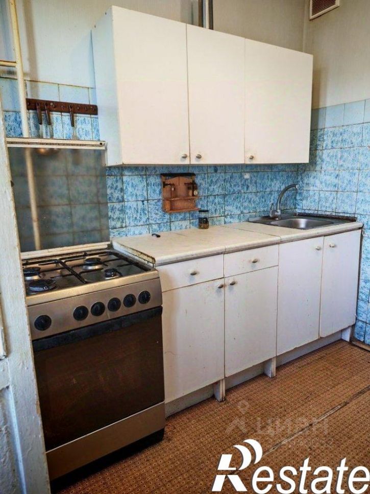 2-комн квартира улица Безыменского, 12,  д. 12