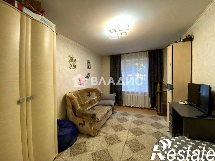 3-комн квартира улица Безыменского, 11Б,  д. 11Б