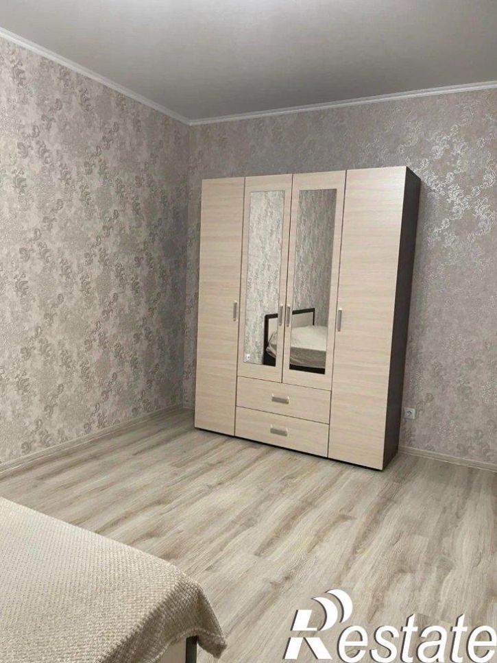 3-комн квартира Славная улица, 4,  д. 4