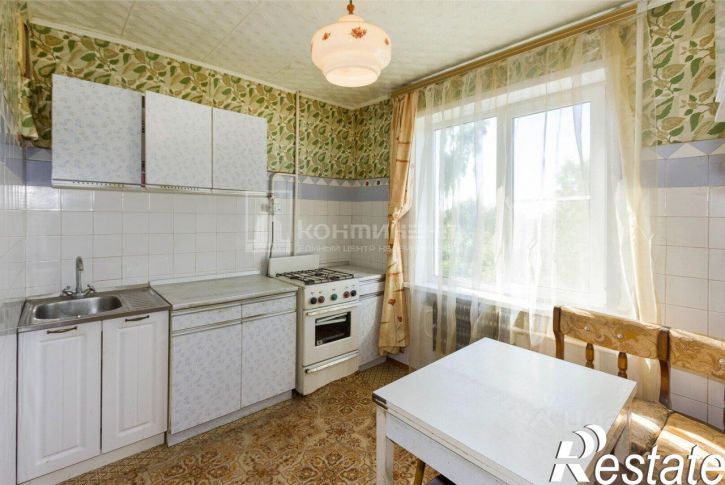 2-комн квартира улица Суворова, 6,  д. 6