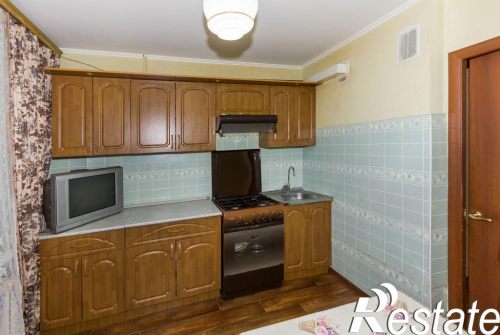 Продажа 2-комн квартиры Тракторная ул, 9