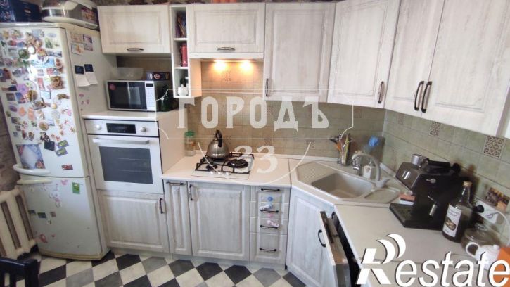 2-комн квартира Безыменского ул, 9в