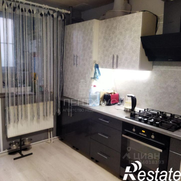 4-комн квартира Новгородская улица, 37 к2,  д. 37 к2