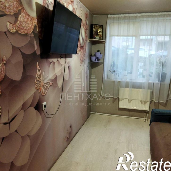 4-комн квартира Новгородская улица, 37 к2,  д. 37 к2