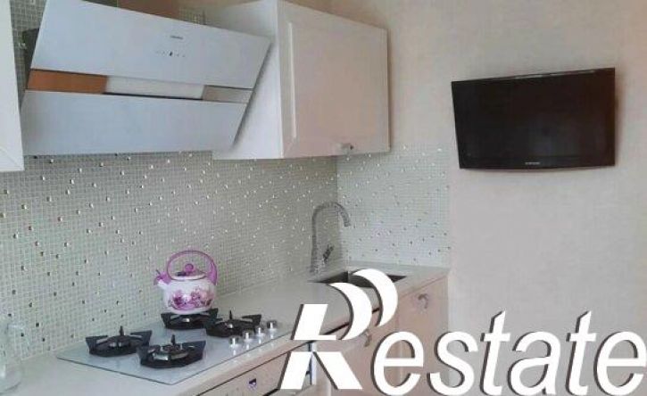 2-комн квартира улица Комиссарова, 35А,  д. 35А