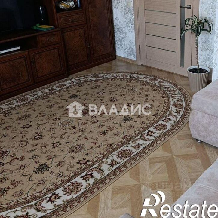 2-комн квартира Новгородская улица, 32,  д. 32