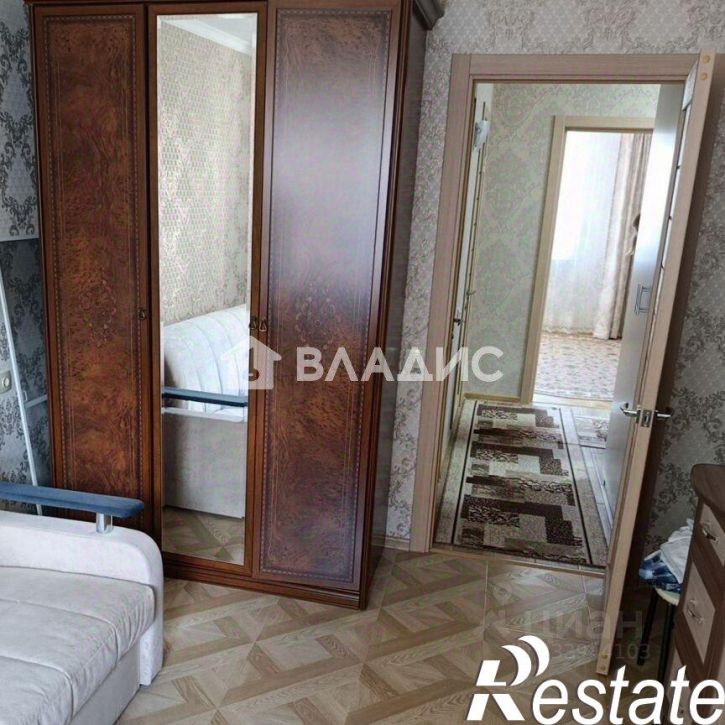 2-комн квартира Новгородская улица, 32,  д. 32