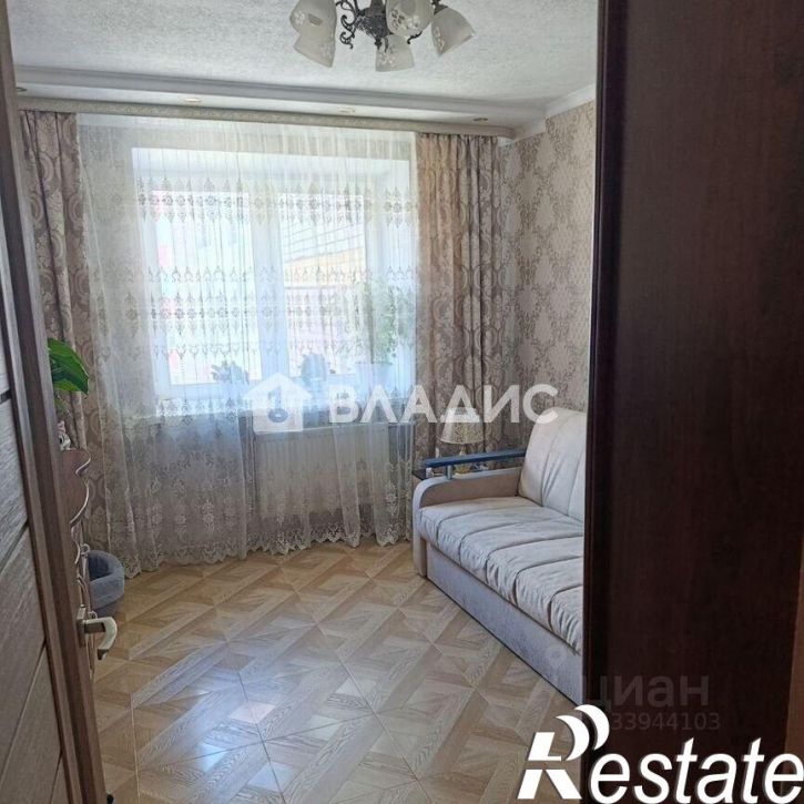 2-комн квартира Новгородская улица, 32,  д. 32