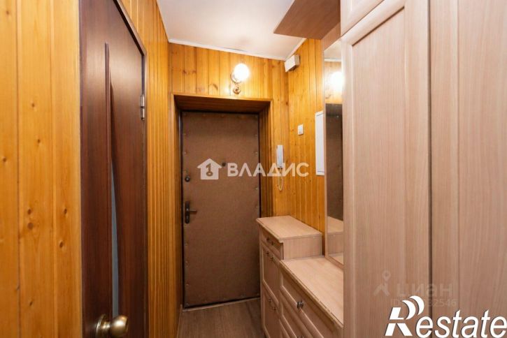 2-комн квартира улица Усти-на-Лабе, 20,  д. 20