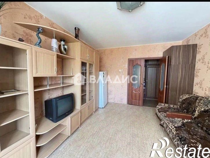 3-комн квартира улица Верхняя Дуброва, 38Б,  д. 38Б