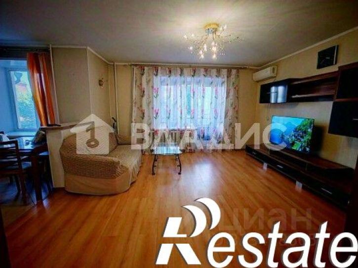 3-комн квартира улица Василисина, 8Б,  д. 8Б