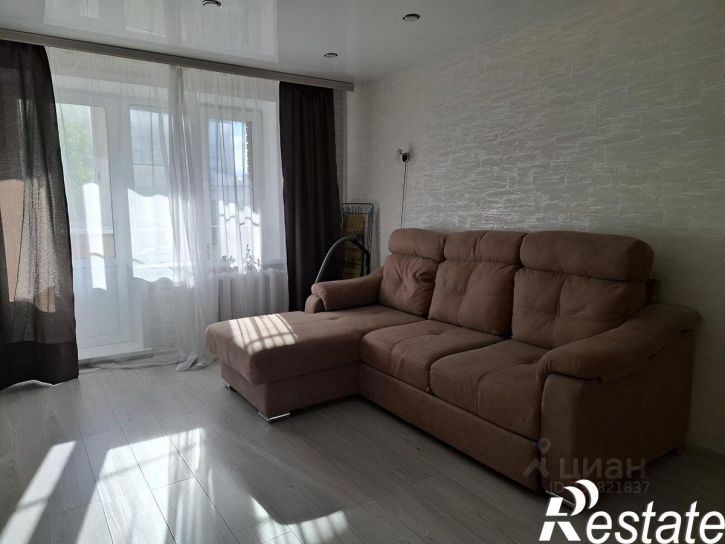2-комн квартира улица Комиссарова, 14,  д. 14