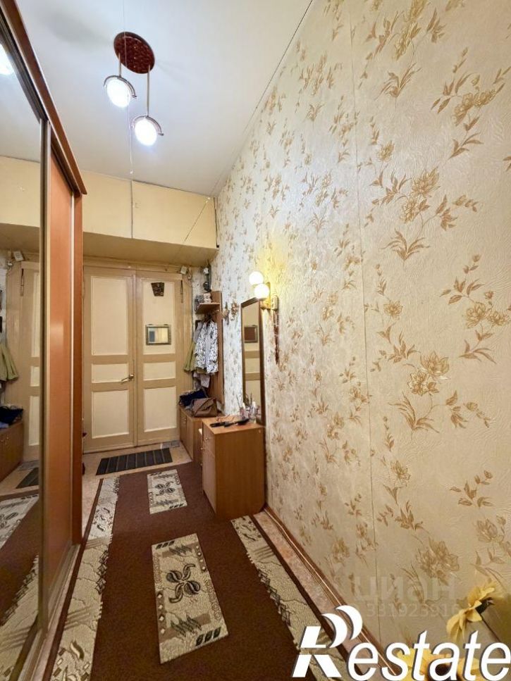 2-комн квартира Октябрьский городок, 7,  д. 7