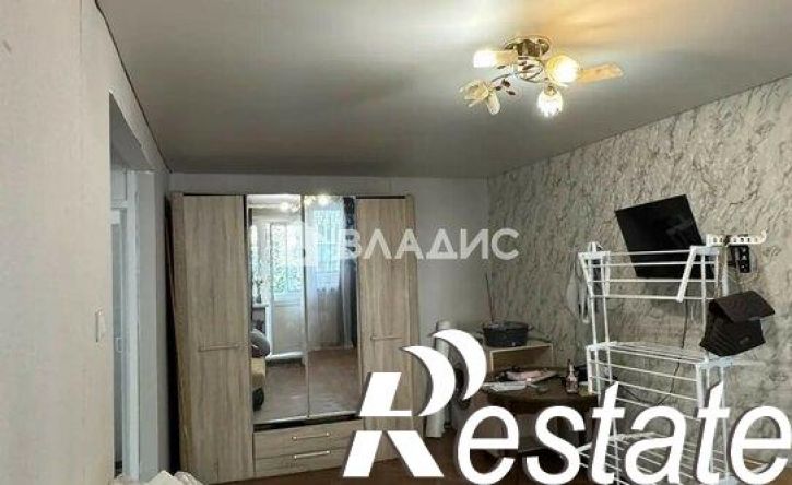 2-комн квартира улица Балакирева, 49,  д. 49