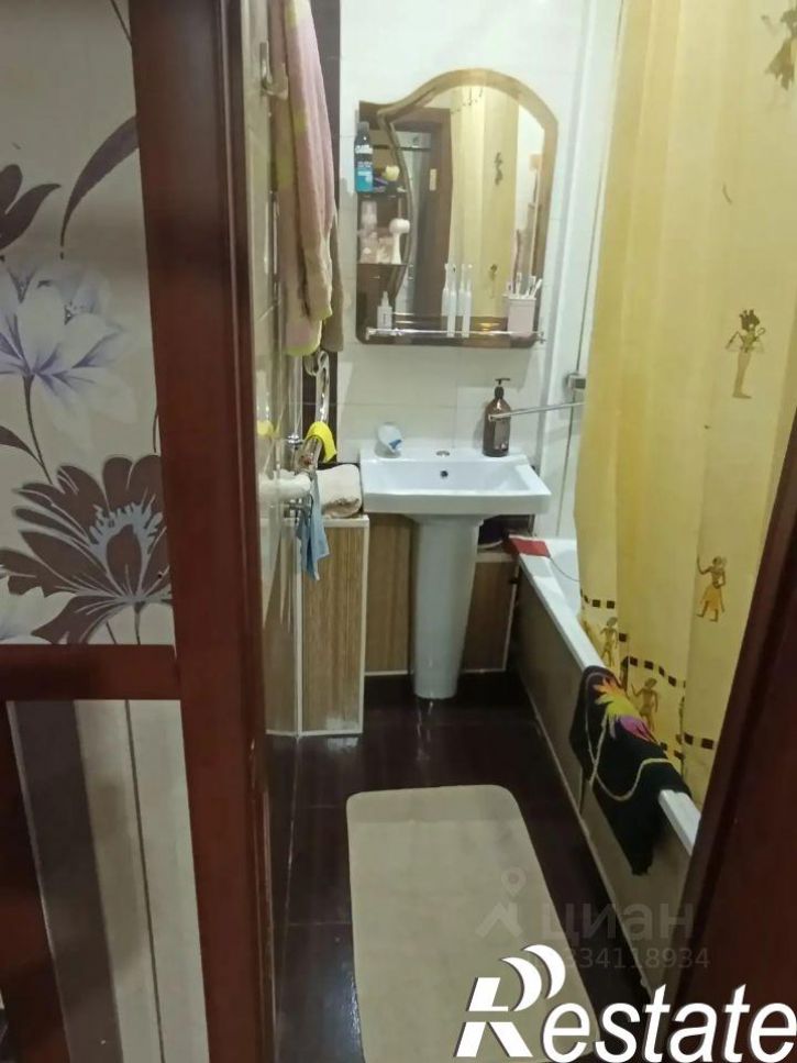 2-комн квартира улица Безыменского, 6А,  д. 6А