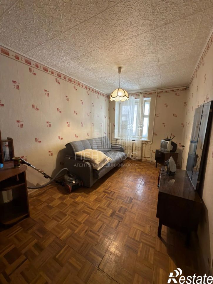 2-комн квартира проспект Строителей, 46
