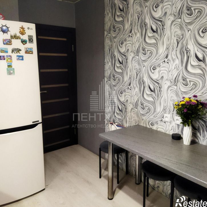 4-комн квартира Новгородская улица, 37к2