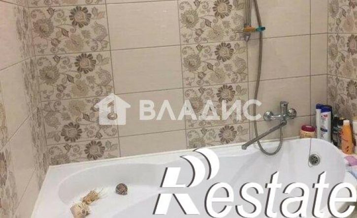3-комн квартира Новгородская улица, 19А,  д. 19А
