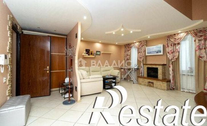 4-комн квартира улица Чайковского, 25А,  д. 25А