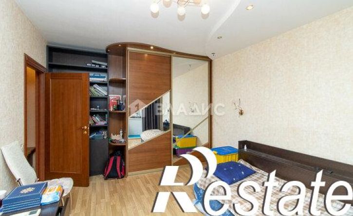 4-комн квартира улица Чайковского, 25А,  д. 25А