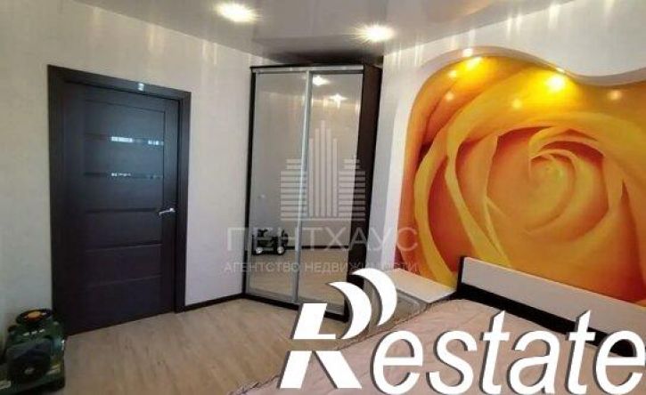 3-комн квартира улица Соколова-Соколёнка, 19В,  д. 19В