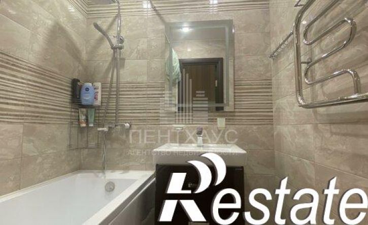 3-комн квартира улица Соколова-Соколёнка, 19В,  д. 19В