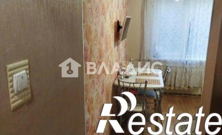 3-комн квартира улица Нижняя Дуброва, 42,  д. 42